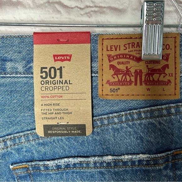 Levi’s 501 Original Cropped Distressed Denim Jeans NWT - Picture 10 of 15